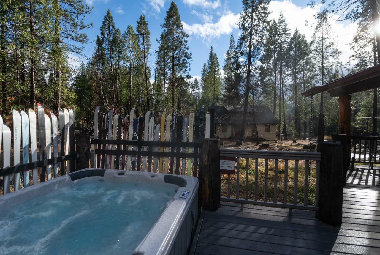 Starlight Lodge Yosemite West Exteriör bild